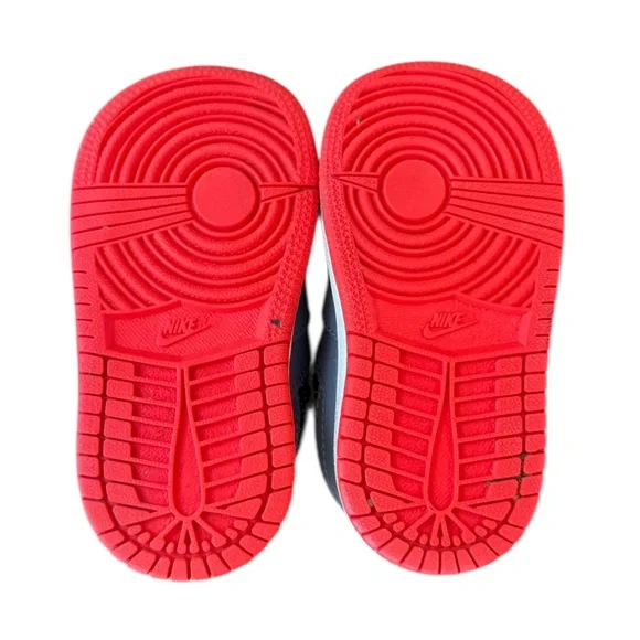 Jordan Black and Red Sneakers Mid-Top Design Children’s Size 4 - Picture 7 of 8